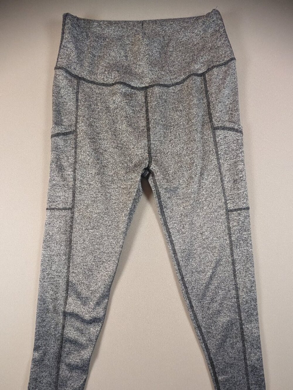 Women's Feathers Gray Stonefleck Leggins with Side Pockets Size M